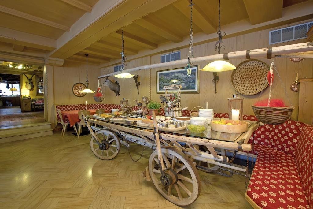 Hotel La Montanina ลีวินโญ ภายนอก รูปภาพ