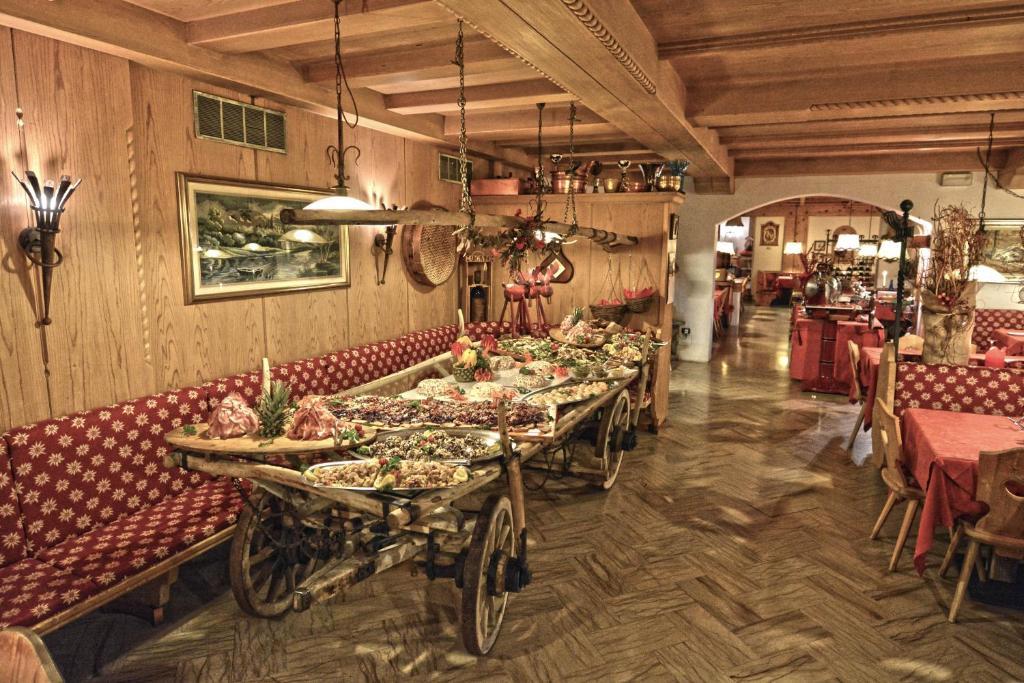 Hotel La Montanina ลีวินโญ ภายนอก รูปภาพ